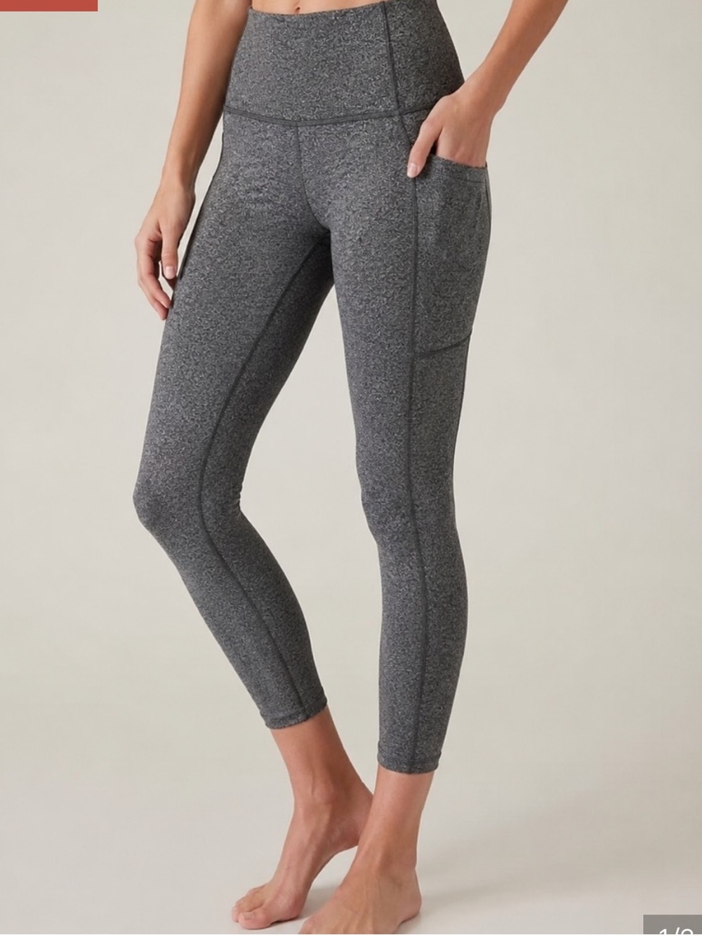 Athleta Salutation Stash Pocket II 7/8 Tights Leggings Gray Medium